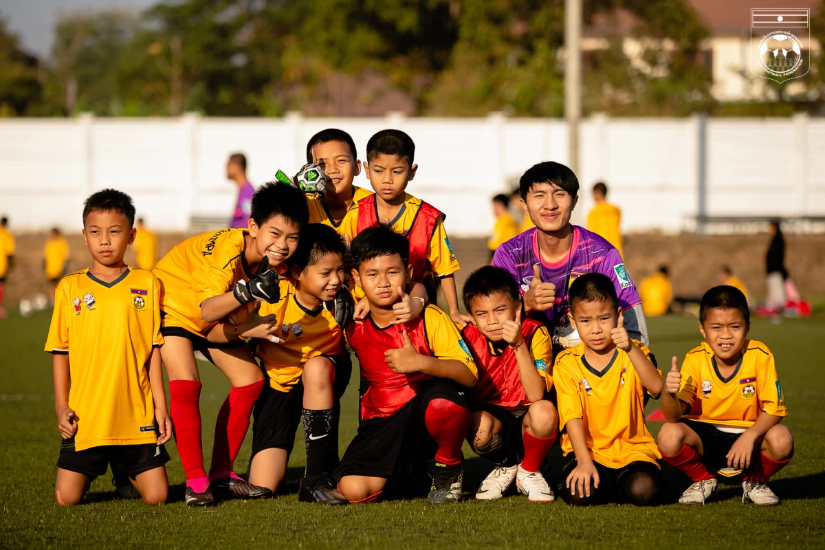 ບັນຍາກາດຝຶກຊ້ອມ ເທີມທຳອິດ ວັນທີ 20 ມັງກອນ 2024 ຢູ່ສູນຝຶກຈຳປີ - ຈຳປາ ຫ້ວຍ​ຫົງ